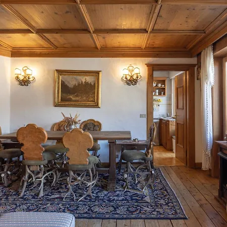 Apartment Casa Cristallino, In Centro Con Balcone Panoramico Cortina d'Ampezzo